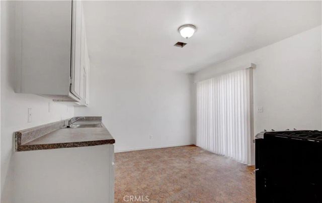 16010 Olive, Hesperia, CA 92345