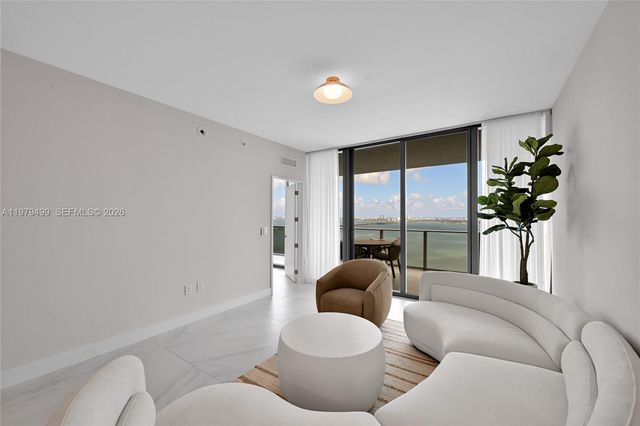 700 NE 24 3106, Miami, FL 33137