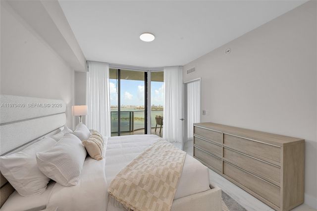 700 NE 24 3106, Miami, FL 33137