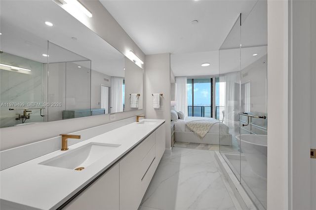 700 NE 24 3106, Miami, FL 33137