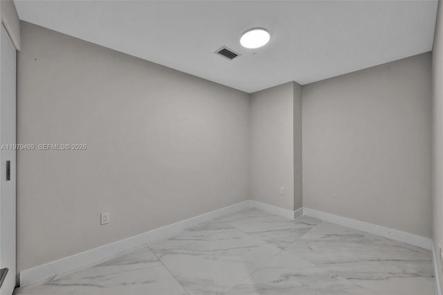 700 NE 24 3106, Miami, FL 33137