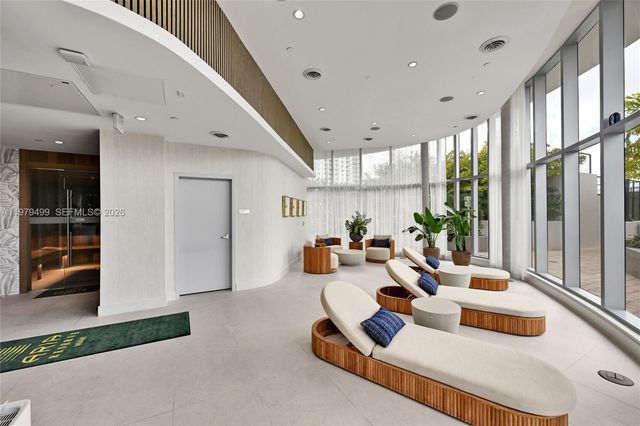 700 NE 24 3106, Miami, FL 33137