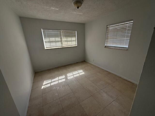 635 NW 5th Street, Boynton Beach, FL 33435