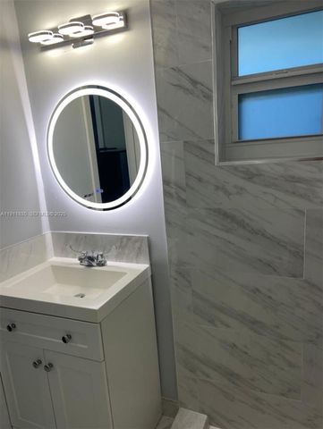 14121 SW 47th St, Miami, FL 33175