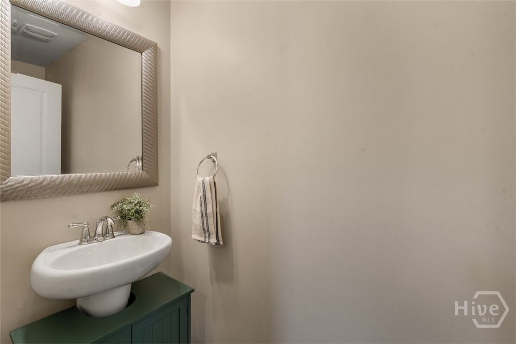 Image 13 of property listing at 223 Bellflower Circle, Guyton, GA 31312