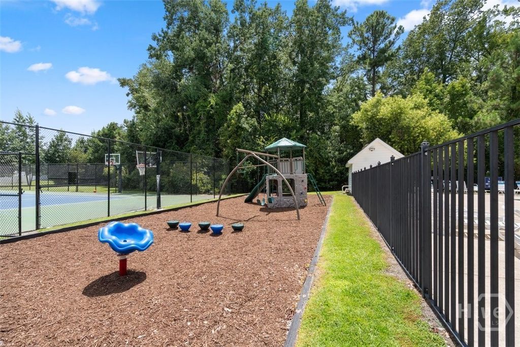 Image 33 of property listing at 223 Bellflower Circle, Guyton, GA 31312