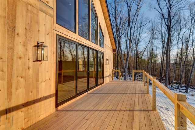 283 Humphrey Road, Narrowsburg, NY 12764