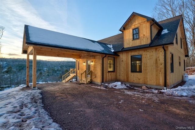 283 Humphrey Road, Narrowsburg, NY 12764