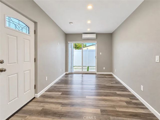 6463 Woodlake Avenue, West Hills, CA 91307