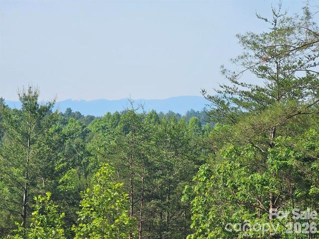 2127 Robert Drive 19 20, Morganton, NC 28655