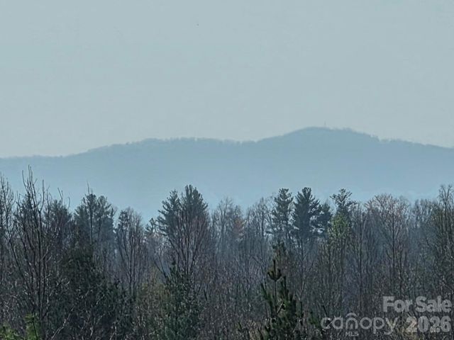 2127 Robert Drive 19 20, Morganton, NC 28655