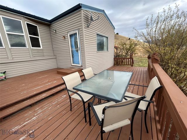 5 Aquila Lane, Emigrant, MT 59027