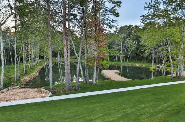 7393 Blackstone Drive, Signal Mountain, TN 37377