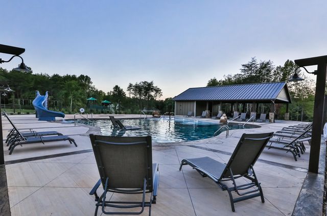 7393 Blackstone Drive, Signal Mountain, TN 37377