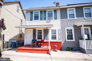 17 W MONROE ST, Mount Holly, NJ 08060