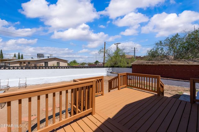 3221 N STANTON Street, El Paso, TX 79902