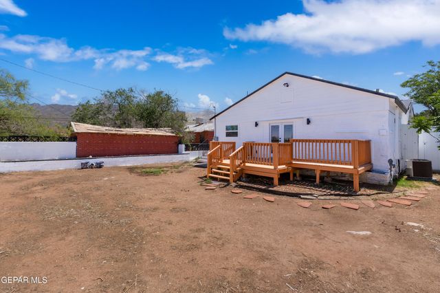 3221 N STANTON Street, El Paso, TX 79902