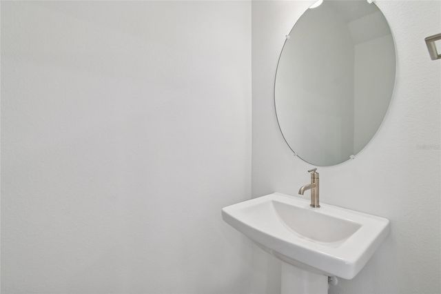 4333 ROUSH AVENUE, Orlando, FL 32803