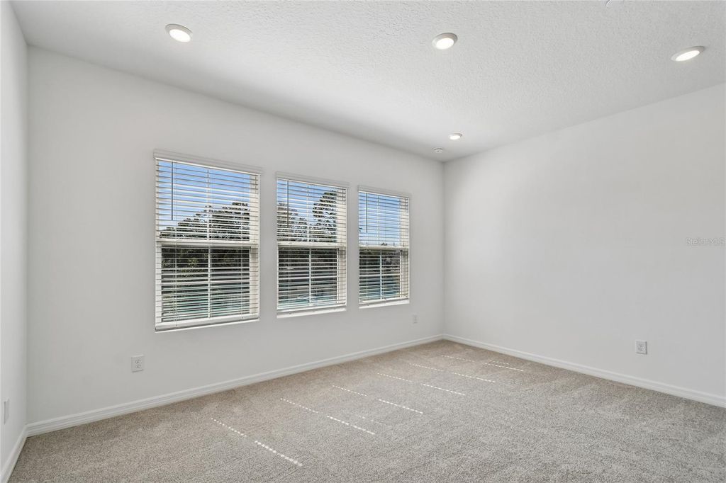 Image 17 of property listing at 4333 ROUSH AVENUE, Orlando, FL 32803