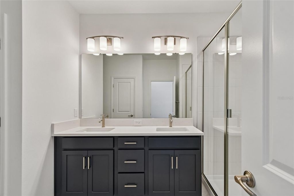 Image 20 of property listing at 4333 ROUSH AVENUE, Orlando, FL 32803