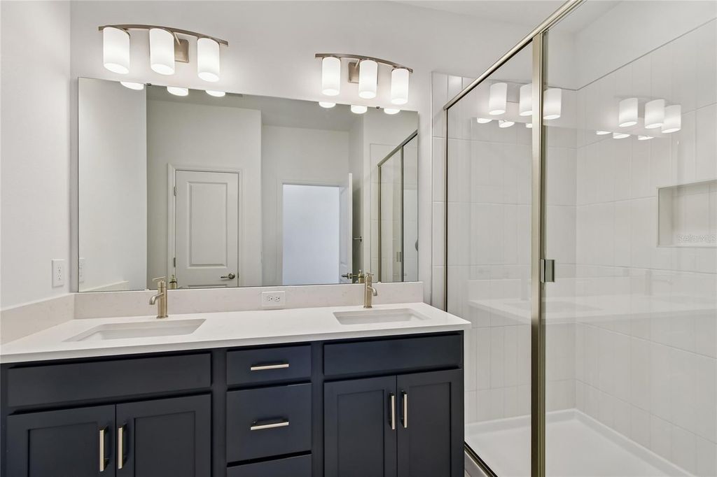 Image 21 of property listing at 4333 ROUSH AVENUE, Orlando, FL 32803