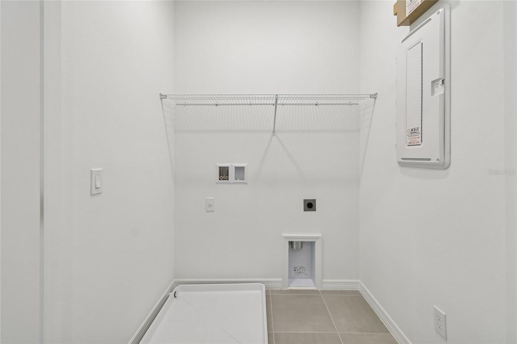 Image 30 of property listing at 4333 ROUSH AVENUE, Orlando, FL 32803