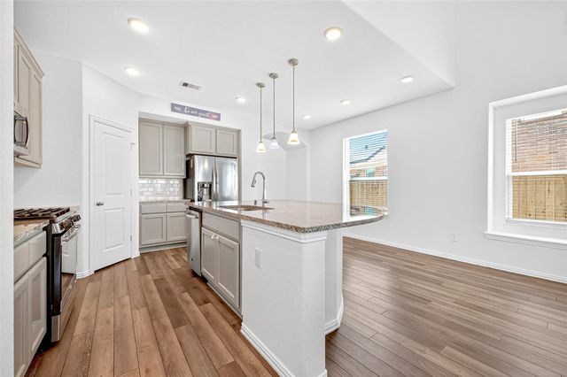 29897 Dovetail Bluff Lane, Spring, TX 77386