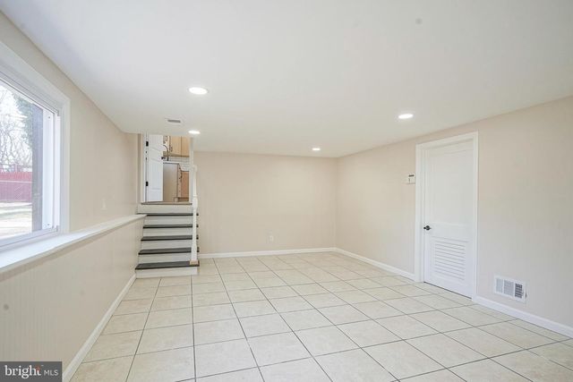 1259 E CORNELL ST, Vineland, NJ 08360