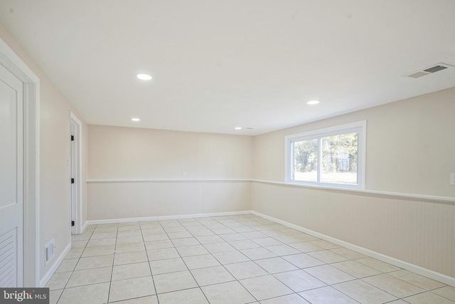 1259 E CORNELL ST, Vineland, NJ 08360