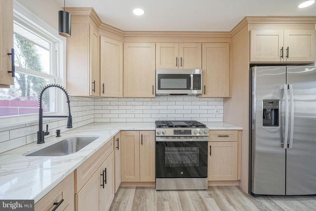 1259 E CORNELL ST, Vineland, NJ 08360