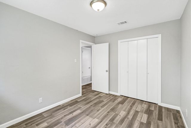 505 Old West DR B, Round Rock, TX 78681