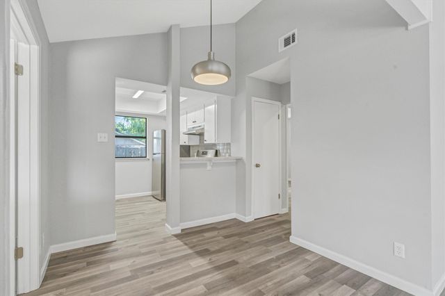 505 Old West DR B, Round Rock, TX 78681