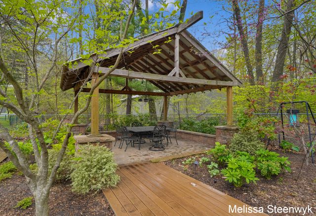 2740 Hittle Creek Drive, Fruitport Twp, MI 49415