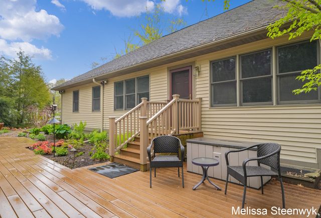 2740 Hittle Creek Drive, Fruitport Twp, MI 49415