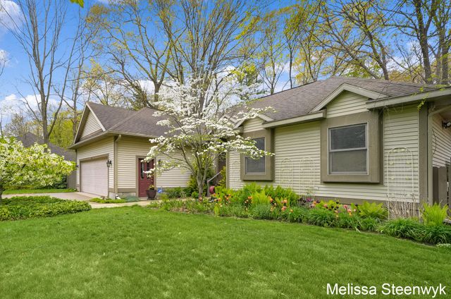 2740 Hittle Creek Drive, Fruitport Twp, MI 49415