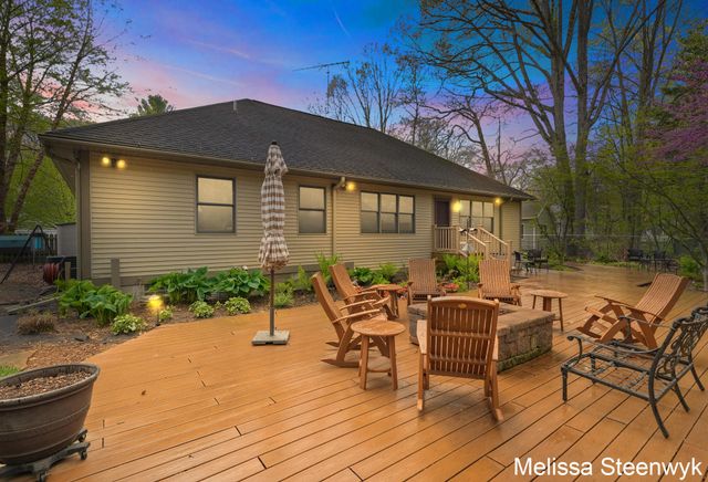 2740 Hittle Creek Drive, Fruitport Twp, MI 49415