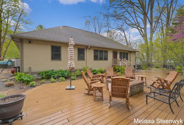2740 Hittle Creek Drive, Fruitport Twp, MI 49415