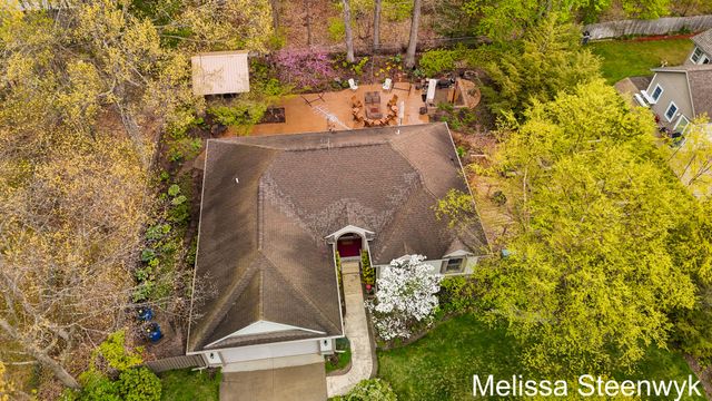 2740 Hittle Creek Drive, Fruitport Twp, MI 49415