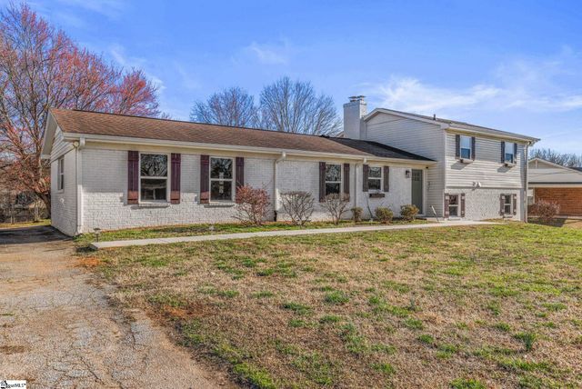 519 Longview Terrace, Greer, SC 29650