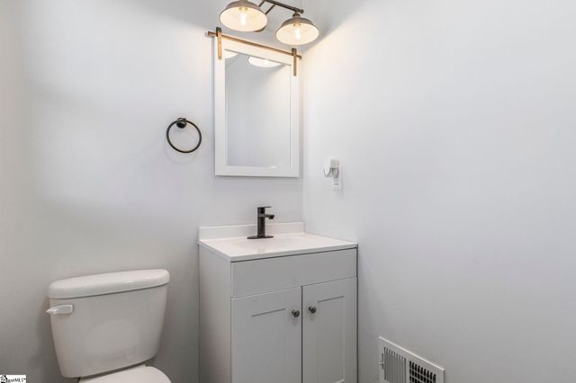 519 Longview Terrace, Greer, SC 29650