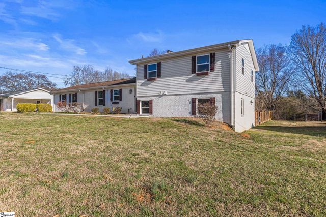 519 Longview Terrace, Greer, SC 29650