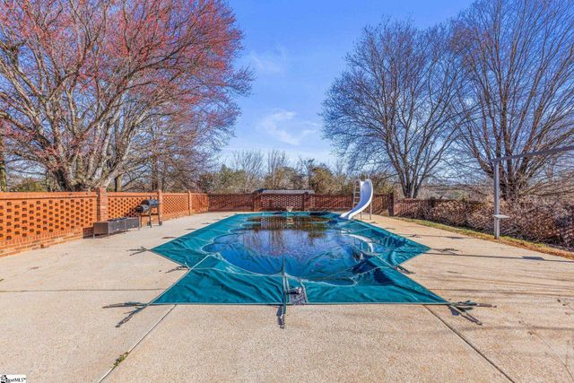 519 Longview Terrace, Greer, SC 29650