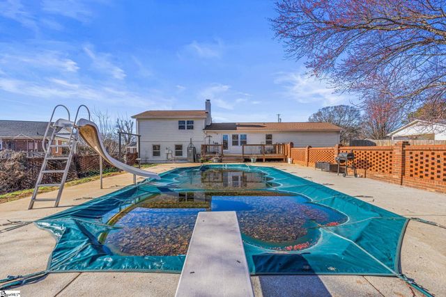 519 Longview Terrace, Greer, SC 29650