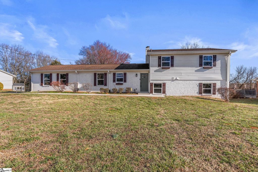 519 Longview Terrace, Greer, SC 29650