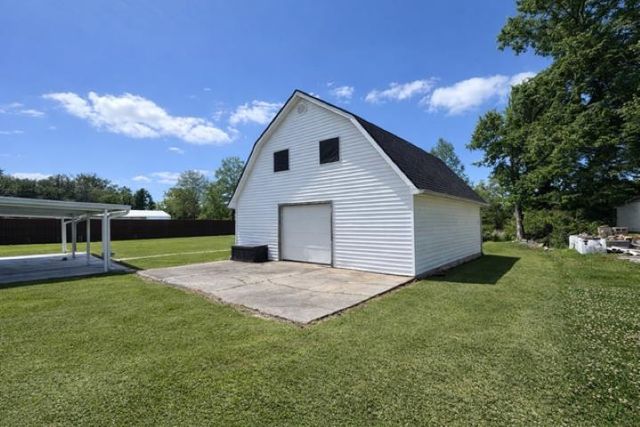 4126 Bayouside Dr, Houma, LA 70363