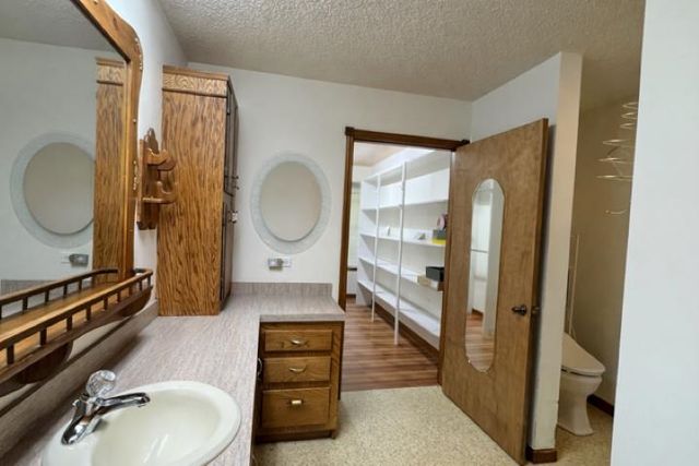 4126 Bayouside Dr, Houma, LA 70363