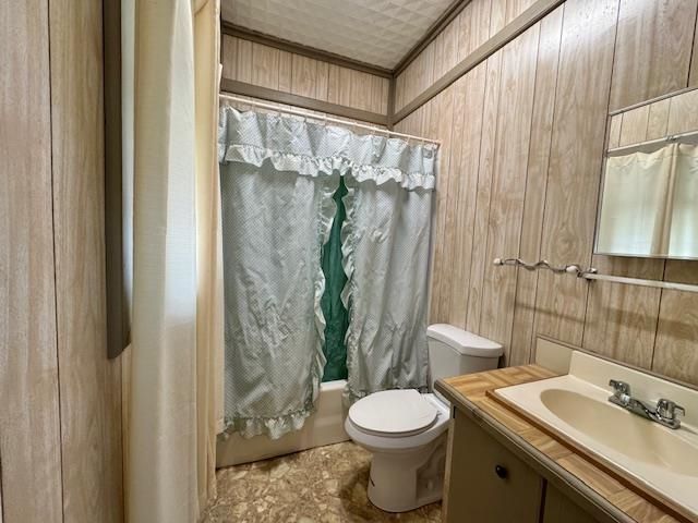 4126 Bayouside Dr, Houma, LA 70363