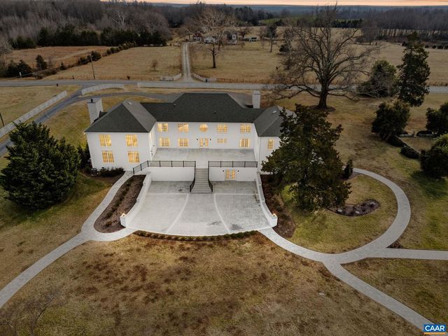 189 OLD BUCKINGHAM RD, Cumberland, VA 23040