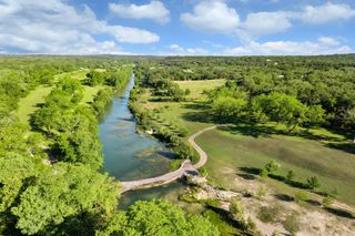 5055 Wayside DR, Wimberley, TX 78676