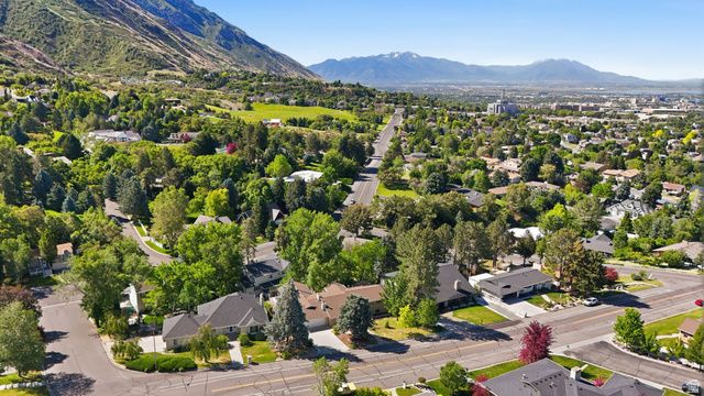 3006 N INDIAN HILLS DR, Provo, UT 84604